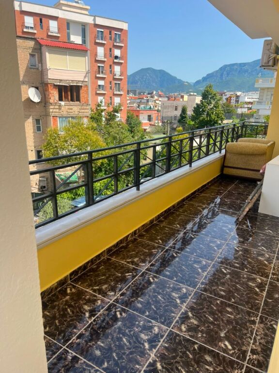 Qera | Apartament 2 + 1 | Ish Tregu Elektrik | 800 €/muaj