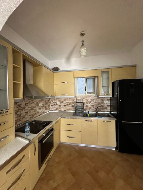 Qera | Vilë 2 + 1 | Kodra E. Priftit | 500 €/muaj