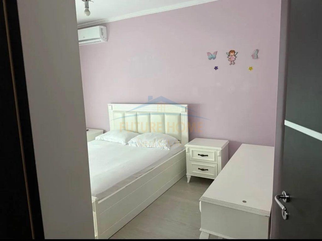 Rent, Apartment 2+1, Paris Commune