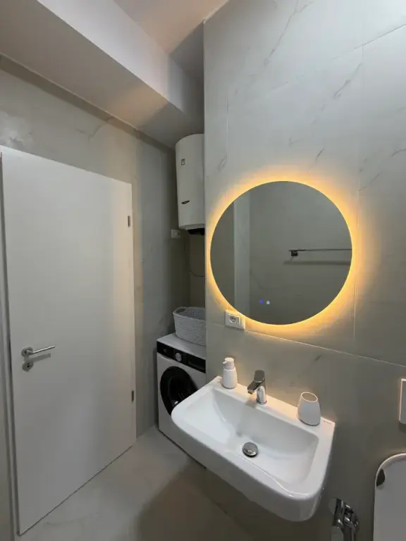 Qera | Apartament 1 + 1 | Kompleksi Kadiu | 450 €/muaj