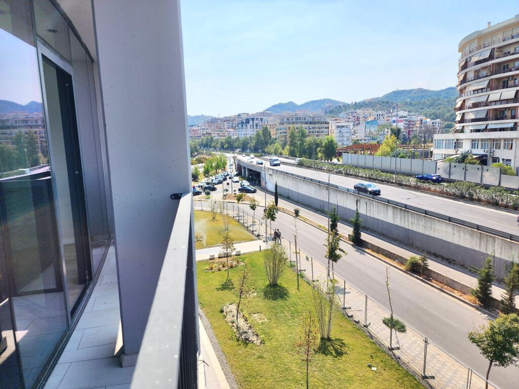 For Rent: 💻Premium Office 📍Lake View, Tirana Lake (128m²) – 3 Office Spaces, 2 Bathrooms, Terrace &amp; GARAGE 🚗 || Stunning Lake View | €1,500/Month