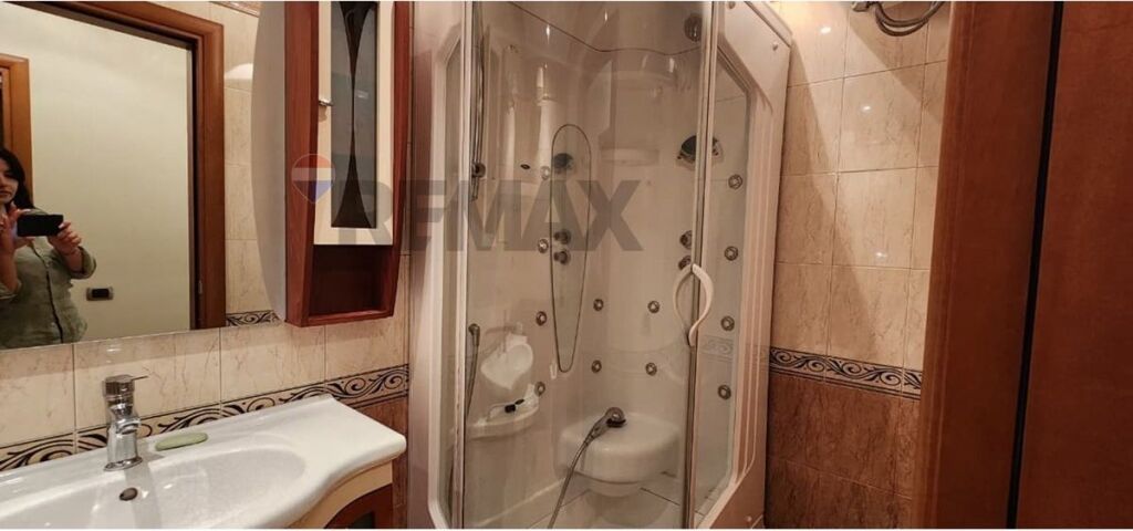 APARTAMENT 3+2+2 ME QIRA-RRUGA DERVISH HIMA.
