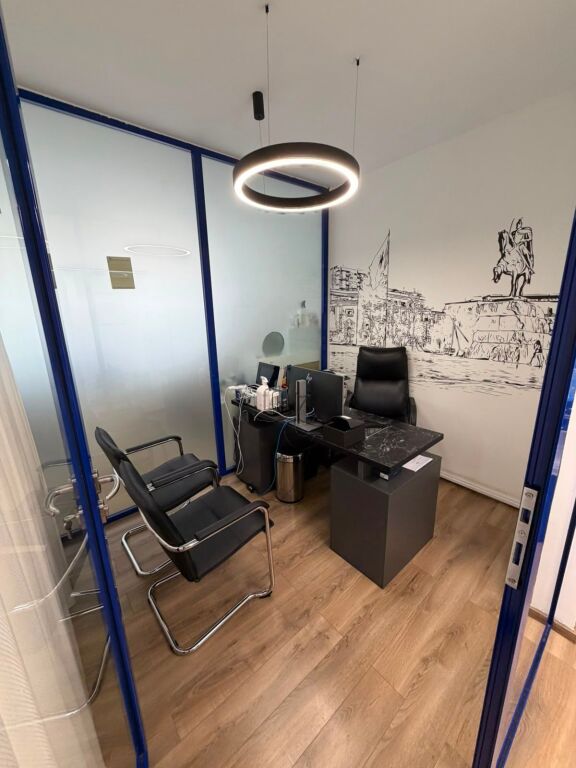 SHITET KLINIKË MJEKËSORE / ESTETIKE NË QENDËR TË TIRANËS  ID: 5248