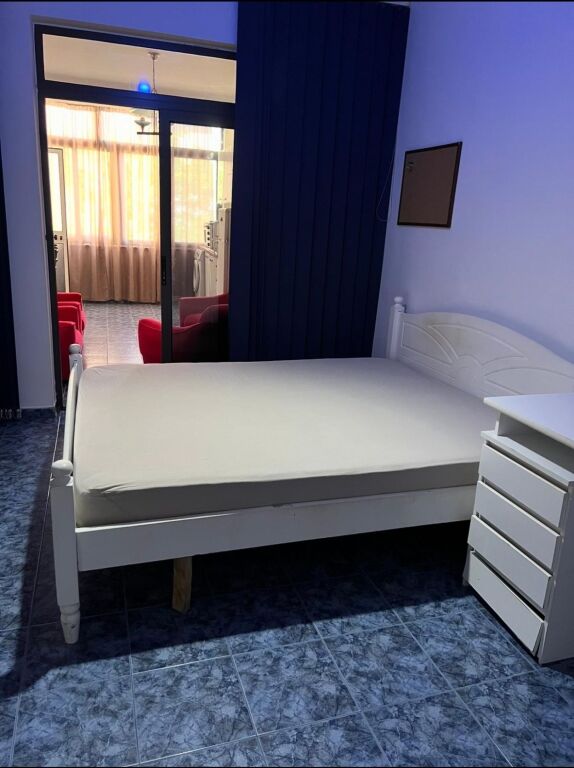 Rent | Garsoniere | Rruga Myslym Shyri | 400 €/month