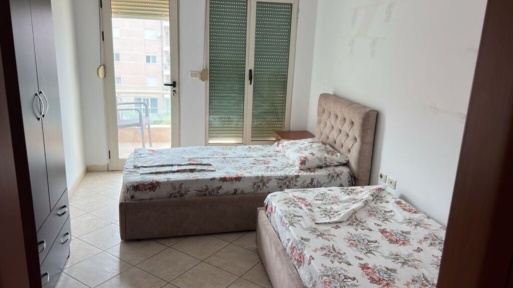 For rent 2+1+2 Train Station 550 thousand lek