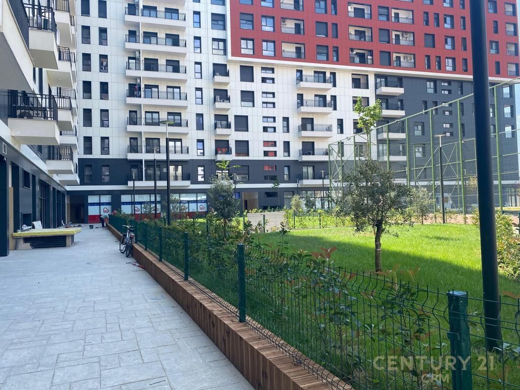 Jepet me qira apartament modern 1+1 me post parkimi në Kompleksin Ndregjoni, Bulevardi i Ri.