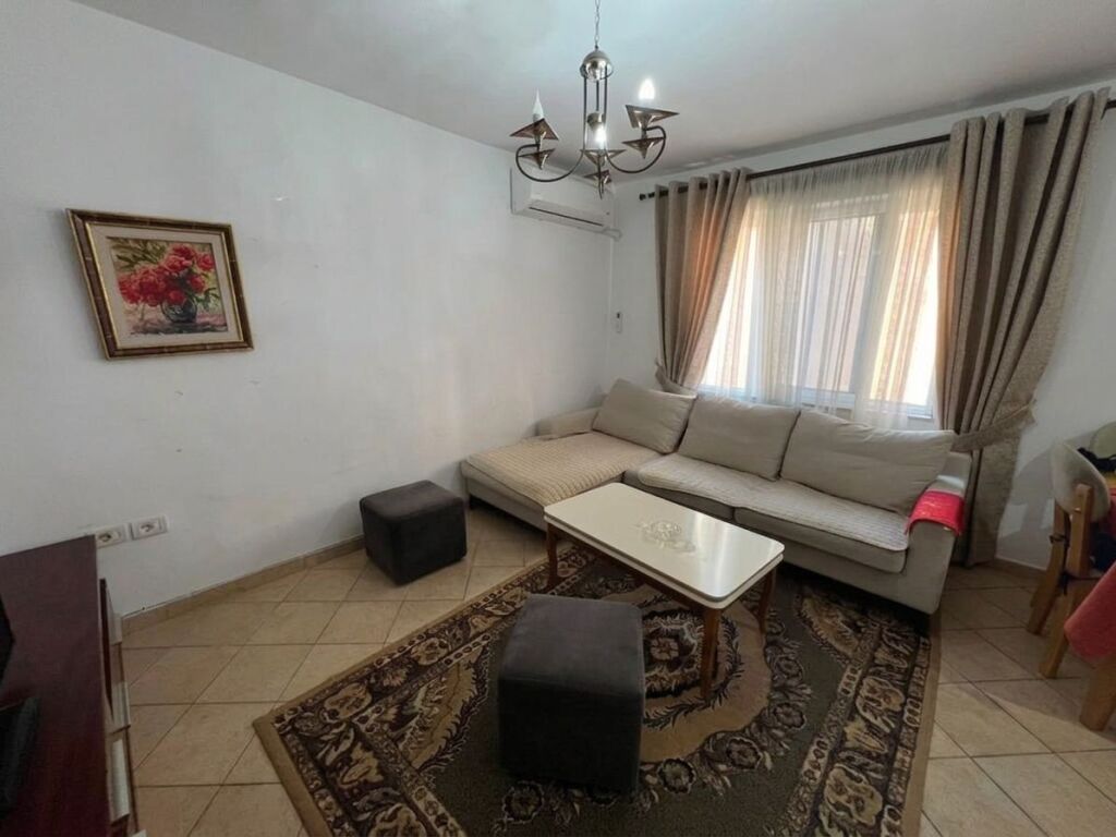 Qera, Apartament 2+1, Shkolla e Baletit, Tiranë.