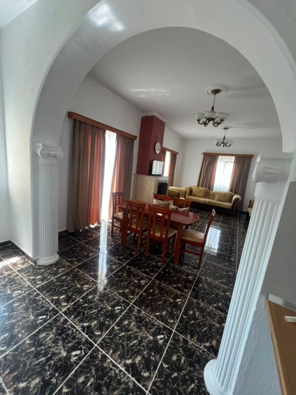 Qera | Apartament 2 + 1 | Ish Tregu Elektrik | 800 €/muaj