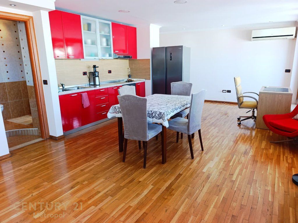 DUPLEX 3+1+3 FOR RENT ON ELBASAN STREET TOGETHER WITH PARKING SPACE
