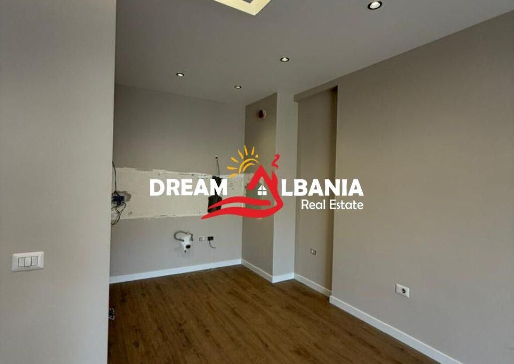 Appartamento 2+1 in vendita - 5 maggio - vicino a Concord Center, Tirana (41212258)