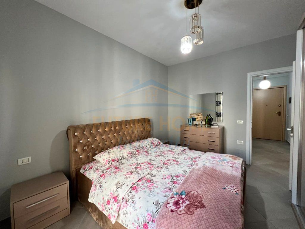 Qera, Apartament 1+1+Post Parkimi, Rezidenca Green City, Tiranë