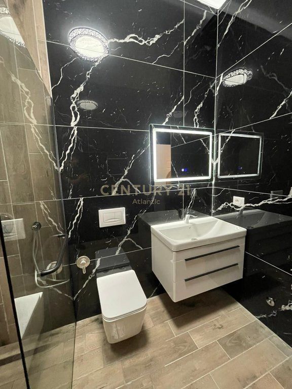 Apartment 3+1 For Sale at Beach, Railway, Durres - 130000€ | 100 m²