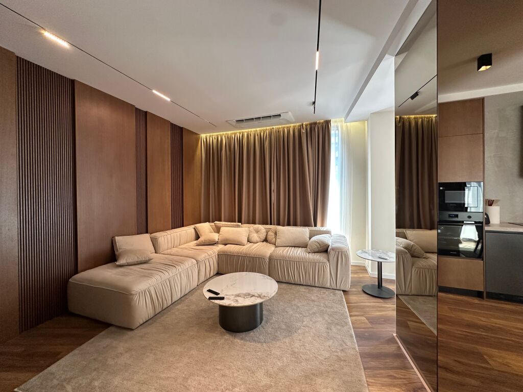 Qira 3+1+2+2Poste parkimi.Lake view Residences.