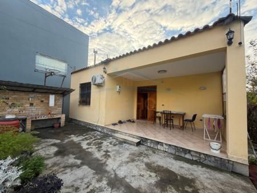 Shitet, Shtepi Private, Shkoze , Tirane