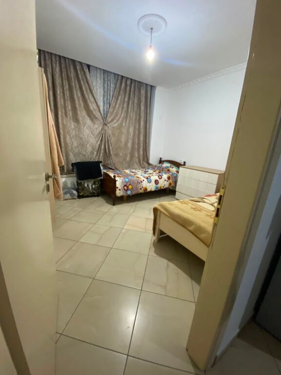 Jepet me qira apartament 2+1+Post Parkimi ne Astir