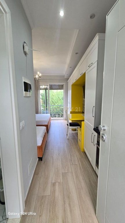 STUDIO APARTMENT FOR SALE LURA 3 GJIRI I LALZIT!
