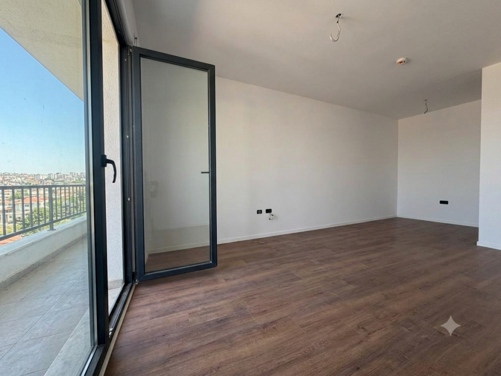 Shitet, Apartament 1+1, Kinostudio, Tiranë