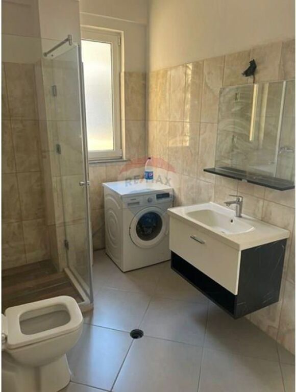 Apartment 2+1+2 for rent at Vilat Gjermane