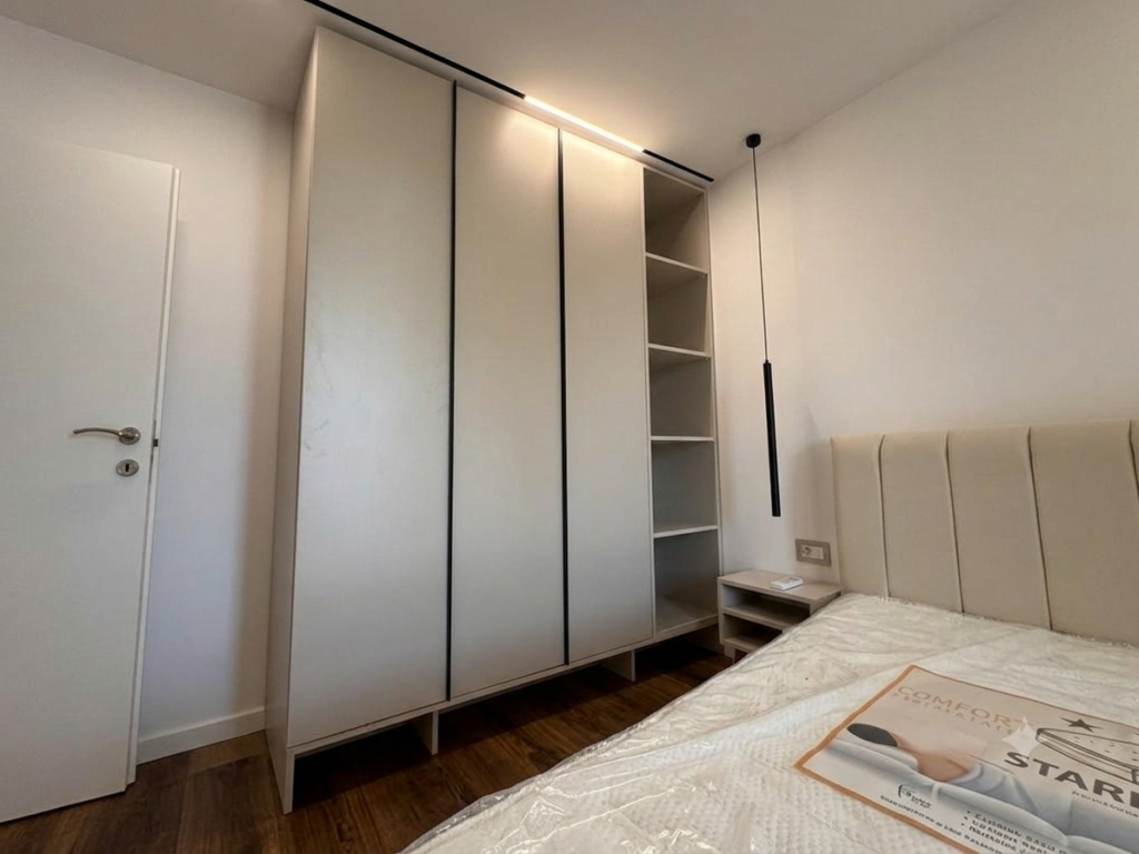 Shitet, Apartament 1+1, Rruga Asim Vokshi, Tirane .