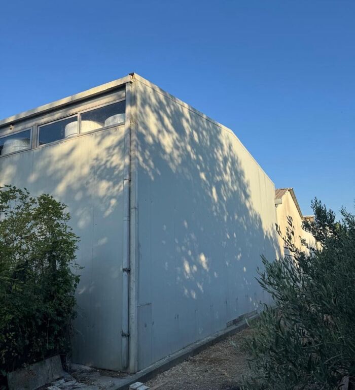 Rent | Ambjent Biznesi, Kapanon | Rruga Petrit Radovicka | 1150 €/month
