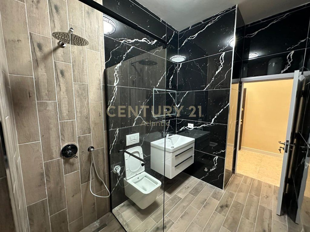 Apartment 3+1 For Sale at Beach, Railway, Durres - 130000€ | 100 m²