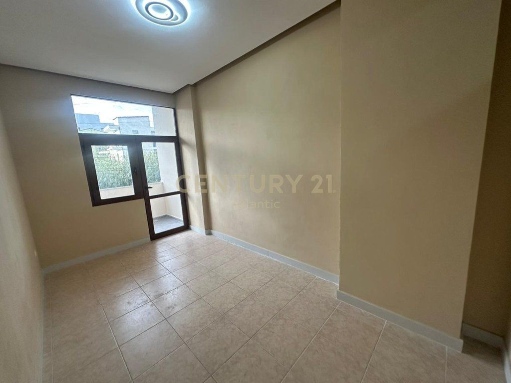 Apartment 3+1 For Sale at Beach, Railway, Durres - 130000€ | 100 m²