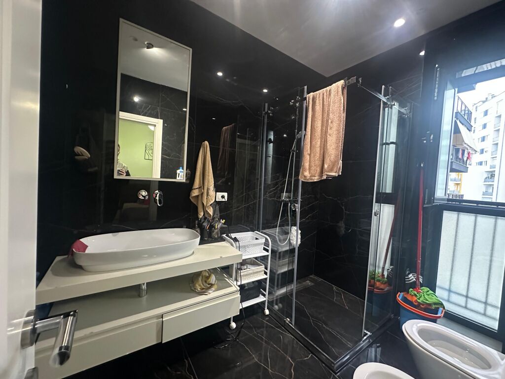 Rent 3+1 Lux + parking Kosovareve Street