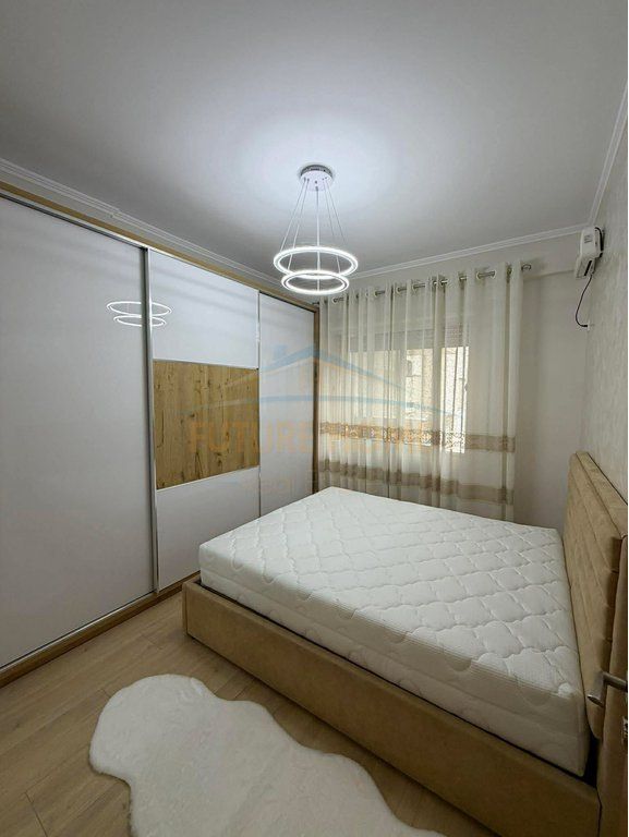 Shitet, Apartament 1+1, Golden Park 3, Rruga e Kavajës