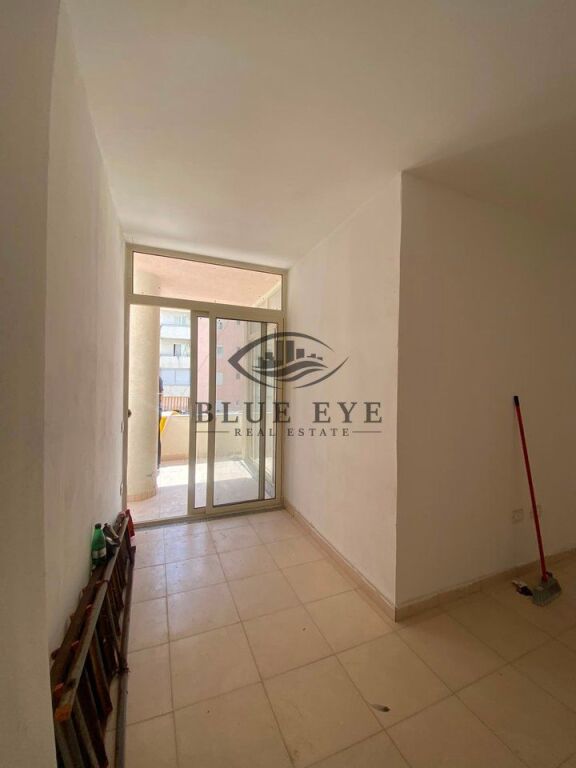 Shitet Apartament 1+1 në Zonën e Plazhit – Korali, Durrës