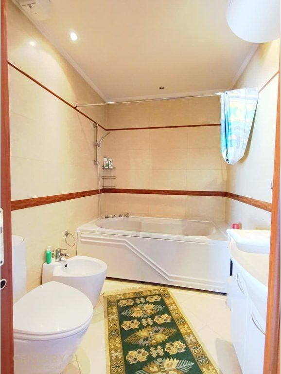 DUPLEX 3+1+3 FOR RENT ON ELBASAN STREET WITH PARKING PLACE