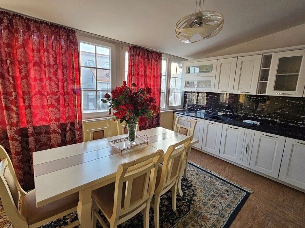 Apartament - Për Shitje - Rruga Sotir Caci, Tiranë