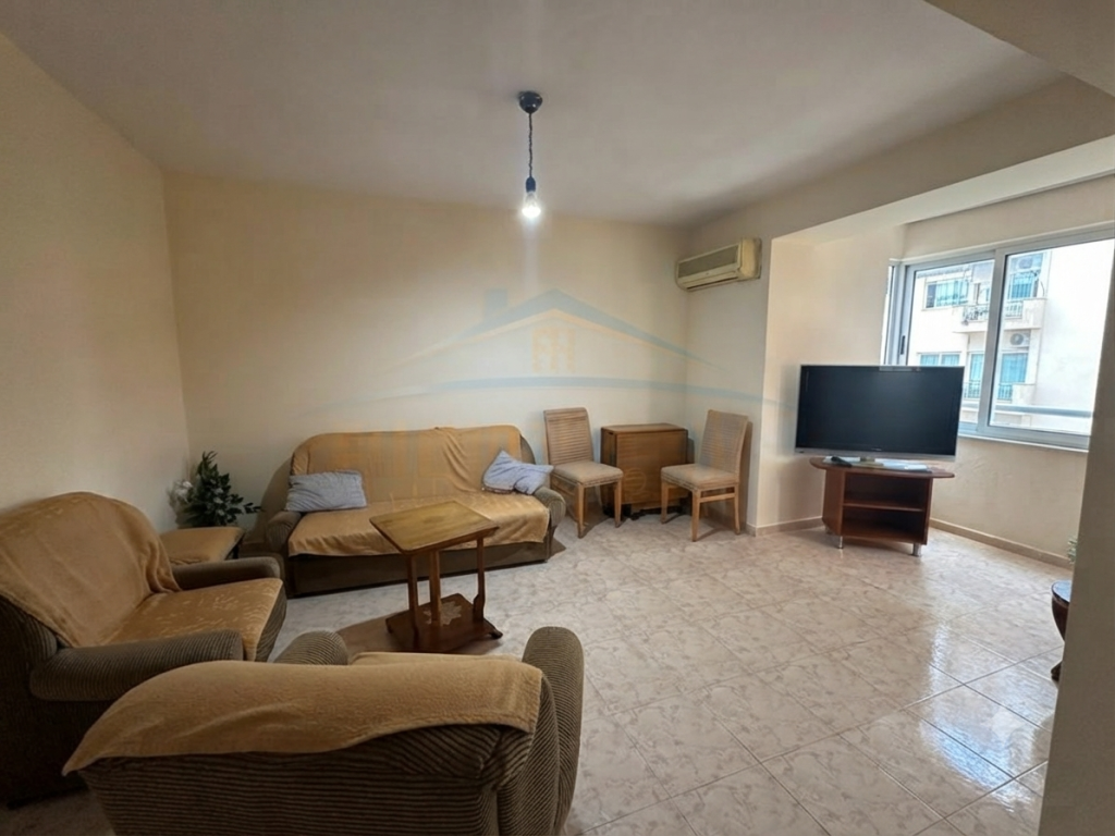 Qera, Apartament 1+1, Rr Fortuzi , Tirane