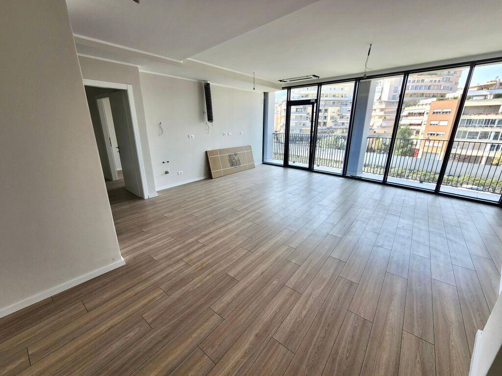 For Rent: 💻Premium Office 📍Lake View, Tirana Lake (128m²) – 3 Office Spaces, 2 Bathrooms, Terrace &amp; GARAGE 🚗 || Stunning Lake View | €1,500/Month