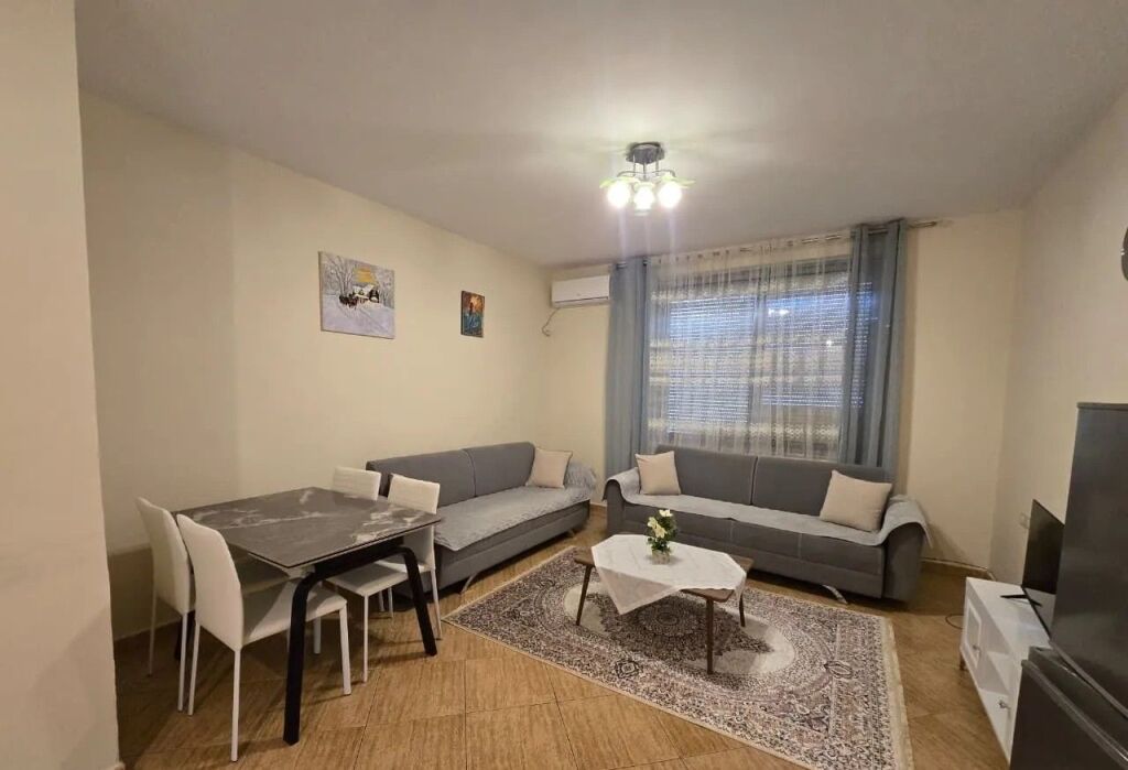 ✨Jepet me Qira Apartament 2+1+2 – Rruga e Kosovarëve ✨