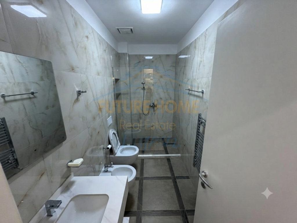 Affitto, Appartamento 3+1+Posto Auto, Via Kavaja, Garden Building, Tirana