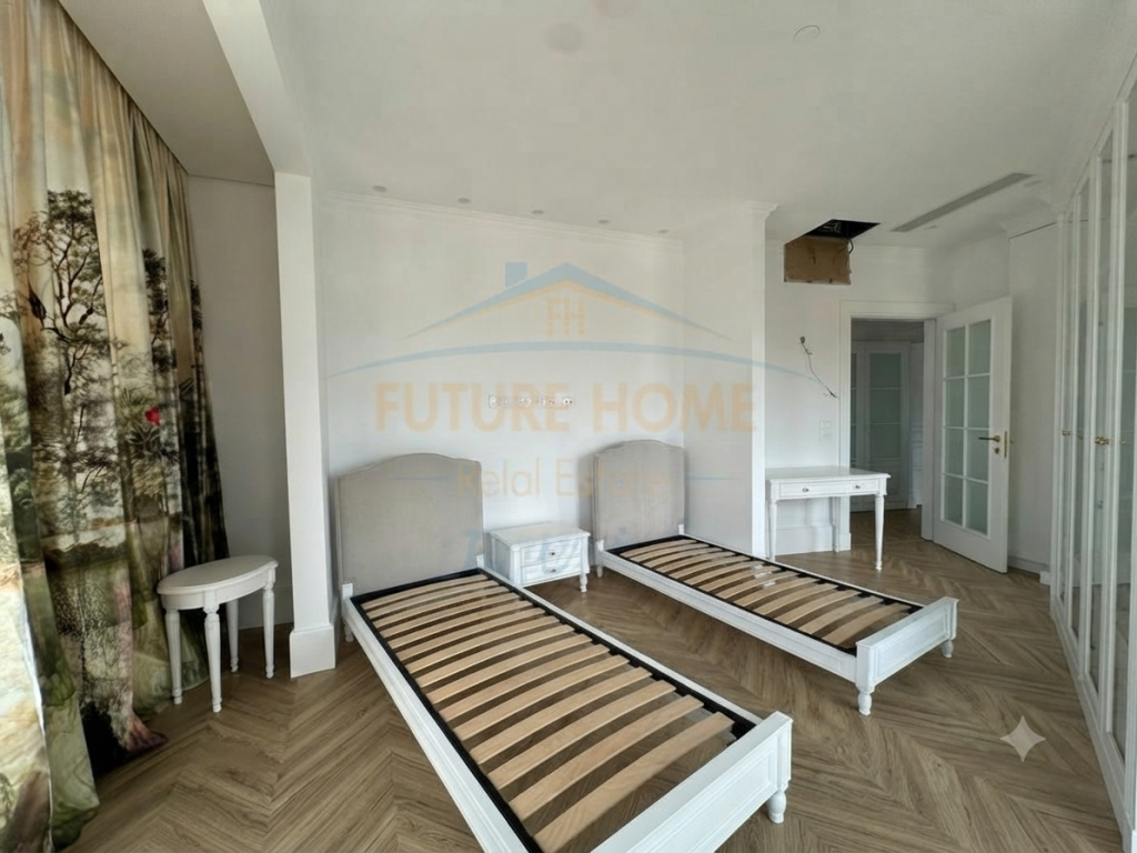 Rent, Apartment 2+1+Parking Space, Elbasan Street, DownTown One.