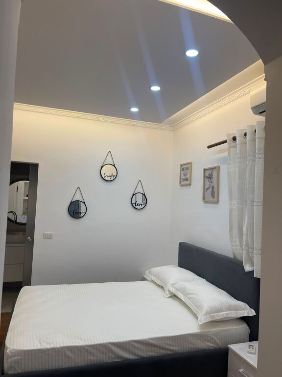 Qera | Garsoniere Pallat | Selvia | 400 €/muaj