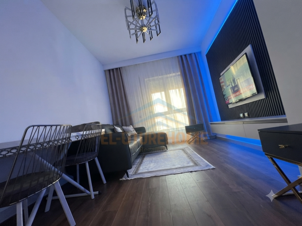 Shitet, Apartament 1+1+Post Parkimi, Rruga e Barrikadave, Tirane