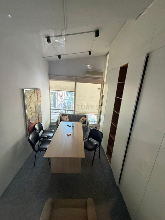 Office📍 Myslym Shyri 320 € /Month