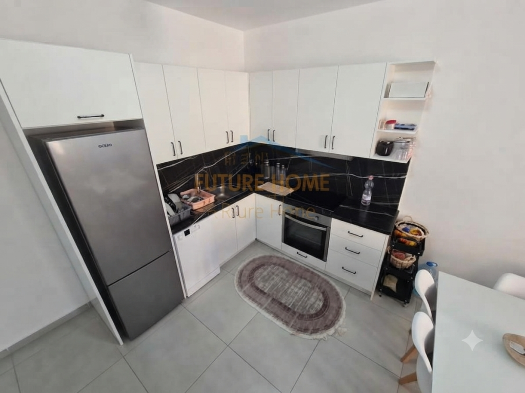 Qera,Apartament 2+1+post parkimi tek Kompleksi ASL!