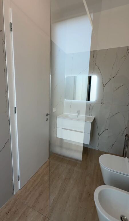 JEPET ME QIRA APARTAMENT 2+1 – KOMPLEKSI DELIJORGJI 📍