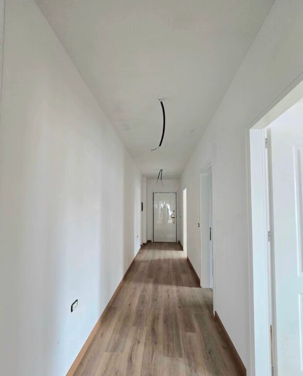 🏡 Apartament 2+1 për Shitje – Kompleksi Larti, Korçë