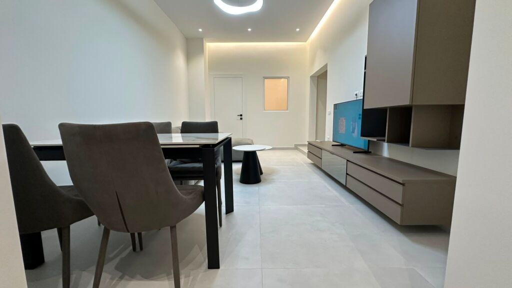 Jepet me qira apartament 1+1 – Rruga e Dibrës, Tiranë