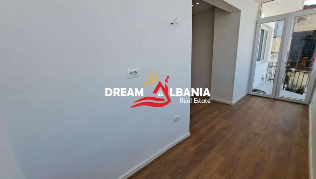 Appartamento 1+1 in Vendita vicino all'Incrocio 21 Dhjetori (ID 51110005)