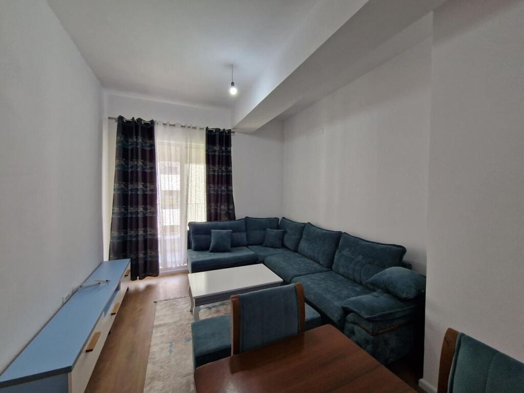 In affitto 2+1+2 nella residenza Kaim /Ali Dem 🏷️55.000 Lek