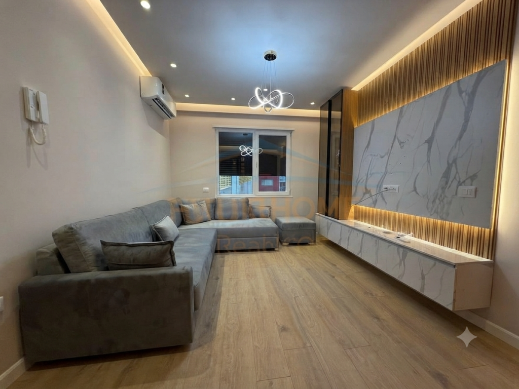 Rent, Apartment 1+1, Complex E88, Lapraka