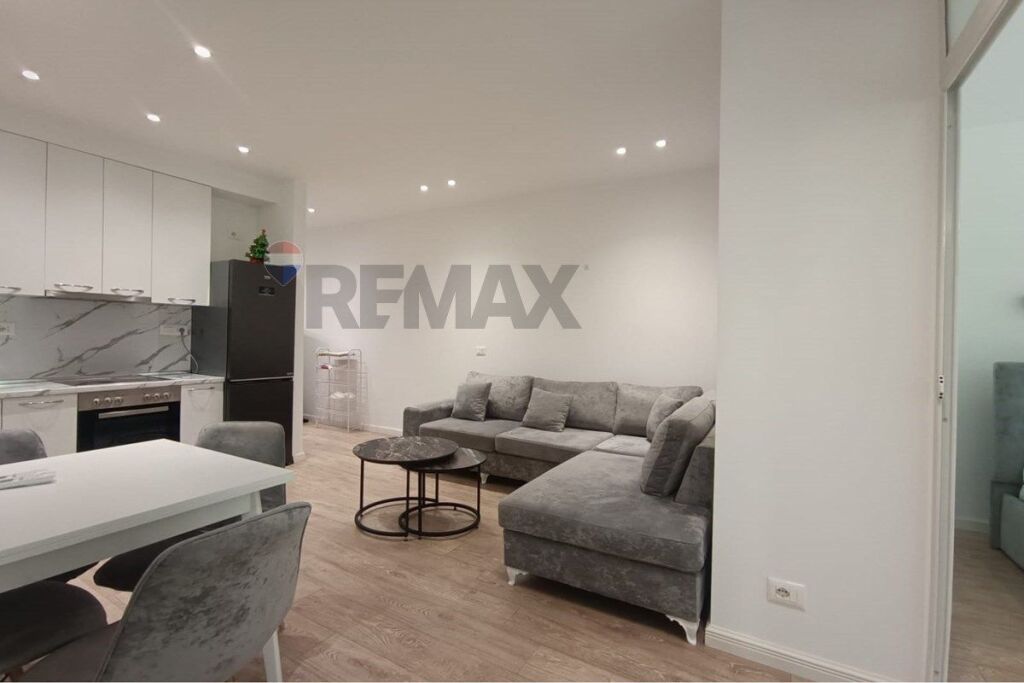 Apartament - Për Qira - Rruga Don Bosko, Tiranë