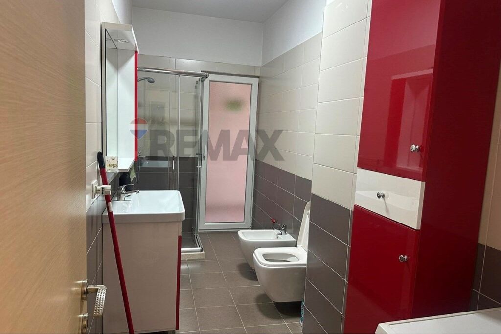 Apartment 3+1+2 for rent, at the former Durres restaurant