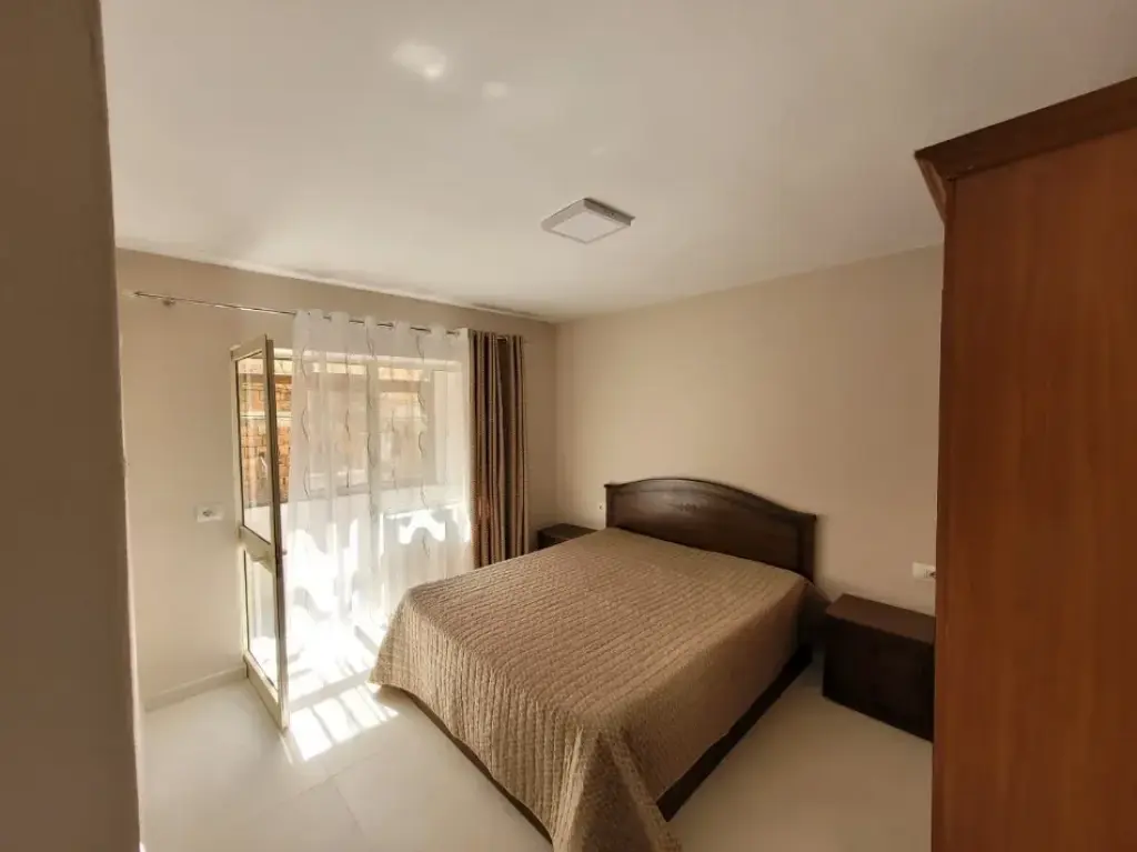 Affitto | Apartament 2 + 1 | Rruga Myslym Shyri | 650 €/mese