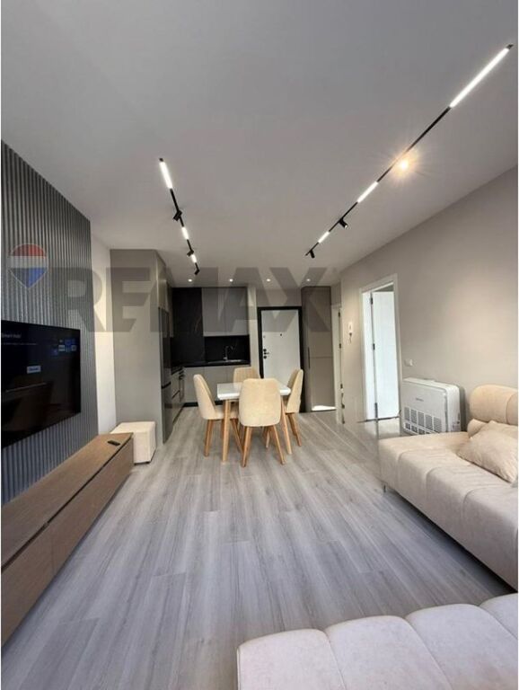 Appartamento 1+1 in affitto, Univers City,